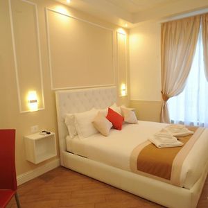 Camera con letto king size